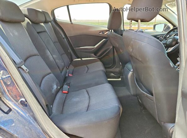 JM1BM1U79G1331674 2016 MAZDA 3 Blue Հետևի նստատեղերի տեսք