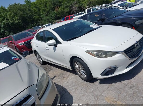JM1BM1U7XG1294487 2016 MAZDA 3 White Widok wnętrza z tyłu