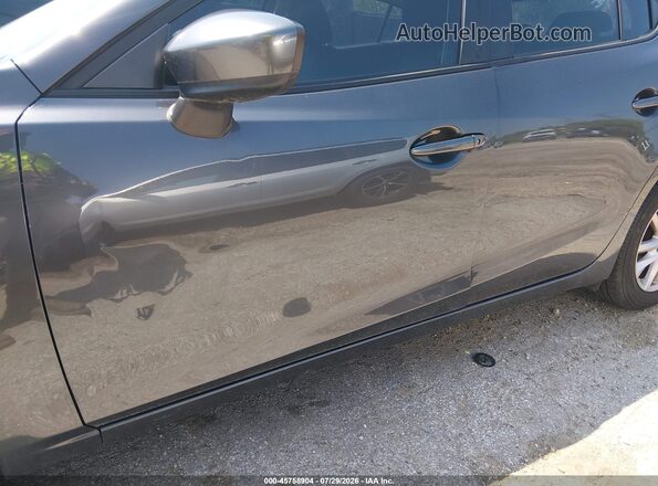 JM1BN1K76H1101401 2017 MAZDA 3 Gray Front view
