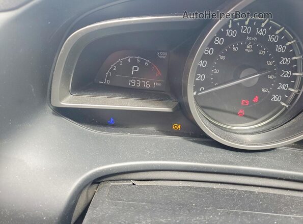 JM1BN1U76H1107261 2017 MAZDA 3 Gray Instrument cluster view