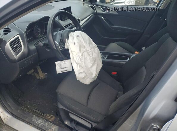 JM1BN1U76H1107261 2017 MAZDA 3 Gray Front interior view