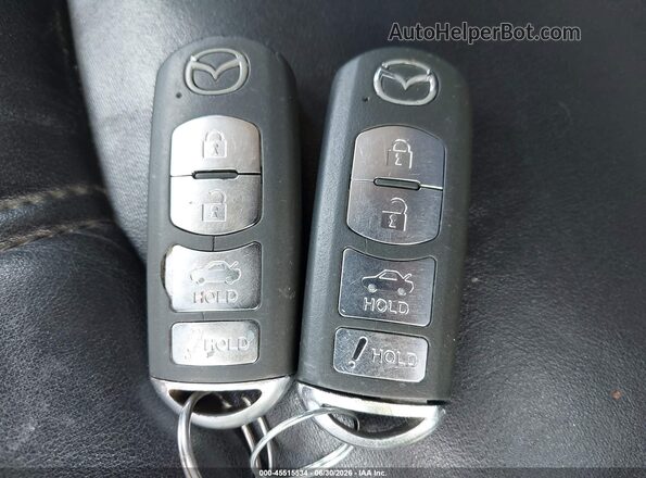 JM1BN1V70H1105259 2017 MAZDA 3 Brown Առջևի վահանակի տեսք