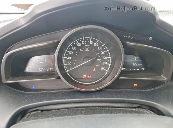 JM1BN1V72J1179448 2018 MAZDA 3 Blue Vista del cuadro de instrumentos
