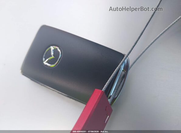 JM1BPABL2T1882420 2026 MAZDA 3 Красный Вид панели приборов