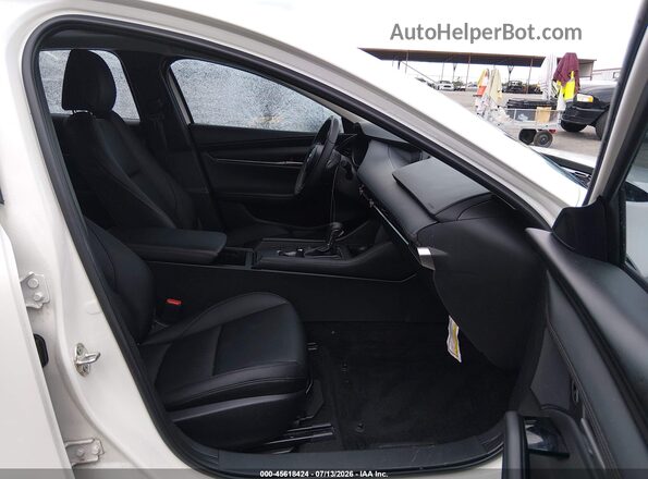 JM1BPACL2T1855913 2026 MAZDA 3 White Widok wnętrza z przodu