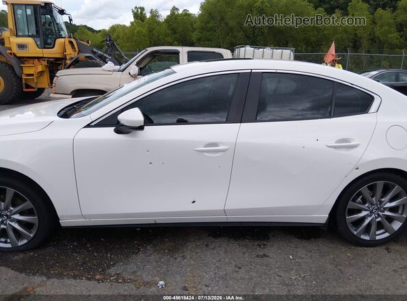 JM1BPACL2T1855913 2026 MAZDA 3 White Widok wnętrza 360 stopni