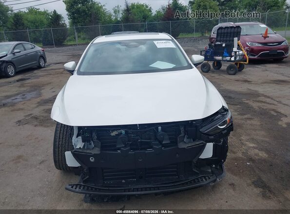 JM1BPACL5T1853508 2026 MAZDA 3 White Widok zestawu wskaźników