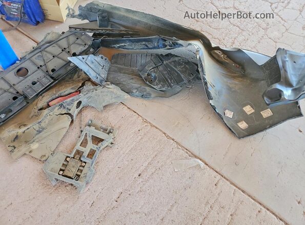 JM1BPACL7T1872691 2026 MAZDA 3 Blue Vista del compartimento del motor