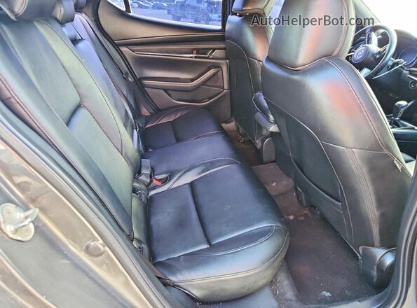 JM1BPAJM9K1131498 2019 MAZDA 3 Black Rear seats view