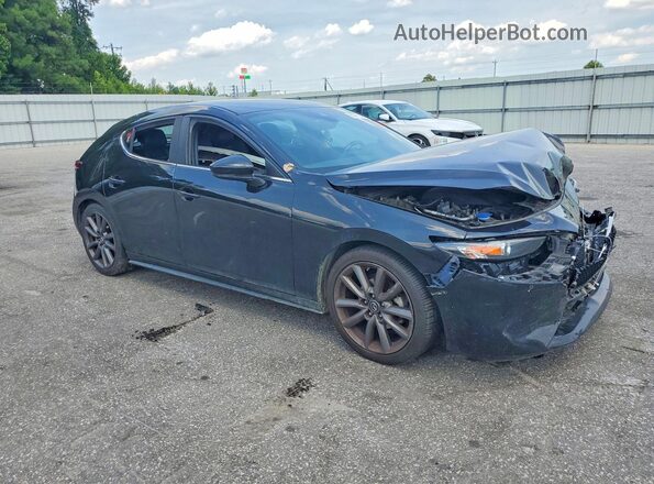 JM1BPAKL8M1323200 2021 MAZDA 3 Черный Передняя правая четверть