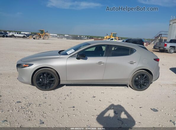 JM1BPAKLXT1882617 2026 MAZDA 3 Beige Панорамний вид салону 360°