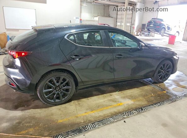 JM1BPAKM6R1712935 2024 MAZDA 3 Black უკანა მარჯვენა