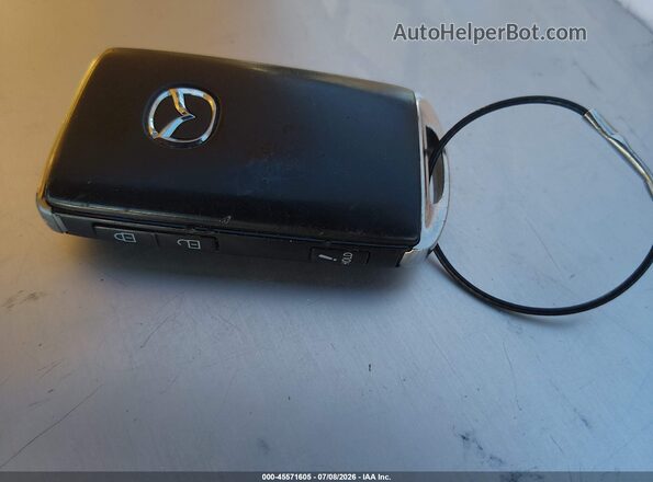 JM1BPAKM7S1752205 2025 MAZDA 3 Black Вид панелі приладів
