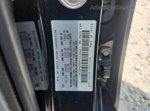 JM1BPAKM8P1616642 2023 MAZDA 3 Black Vista del compartimento del motor