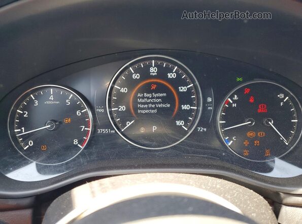 JM1BPAKM8R1708725 2024 MAZDA 3 Gray Widok zestawu wskaźników