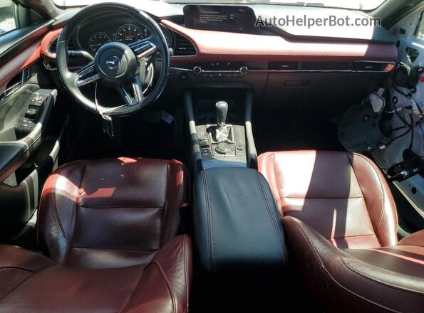 JM1BPAMLXM1334602 2021 MAZDA 3 Белый Вид панели приборов