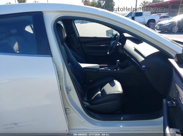 JM1BPAMM7K1136176 2019 MAZDA 3 White წინა სალონის ხედი