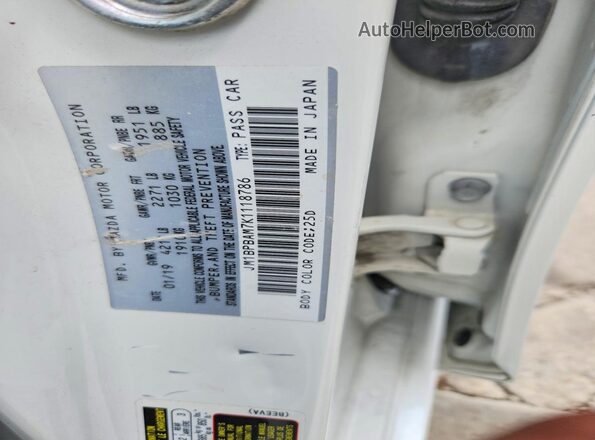 JM1BPBAM7K1118786 2019 MAZDA 3 White ძრავის განყოფილების ხედი