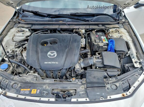 JM1BPBAM7K1118786 2019 MAZDA 3 White უკანა სალონის ხედი