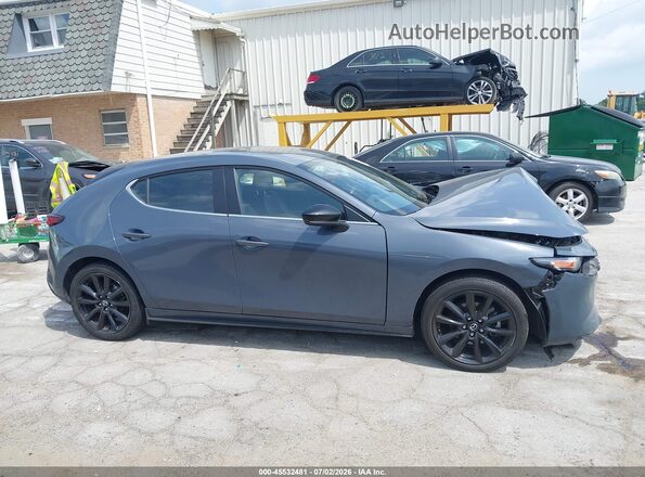 JM1BPBLM1P1618219 2023 MAZDA 3 Gray Widok wnętrza z tyłu