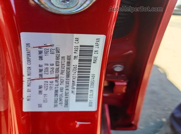 JM1BPBNM1K1143063 2019 MAZDA 3 Red Widok naklejki z numerem VIN