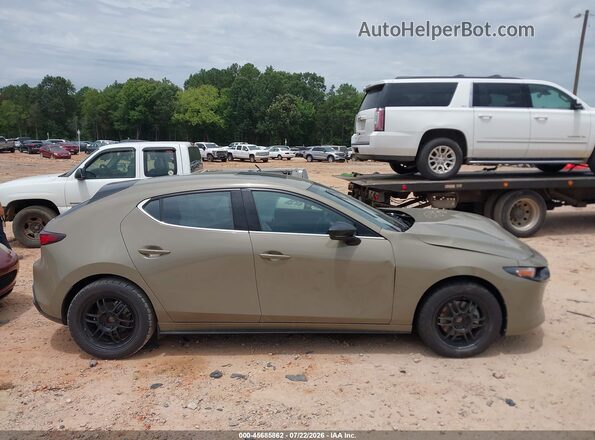 JM1BPBYYXR1708225 2024 MAZDA 3 Green Սալոնի հետևի տեսք