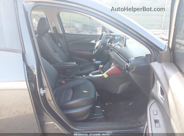 JM1DKBC74G0118367 2016 MAZDA CX-3 Серый Вид салона спереди