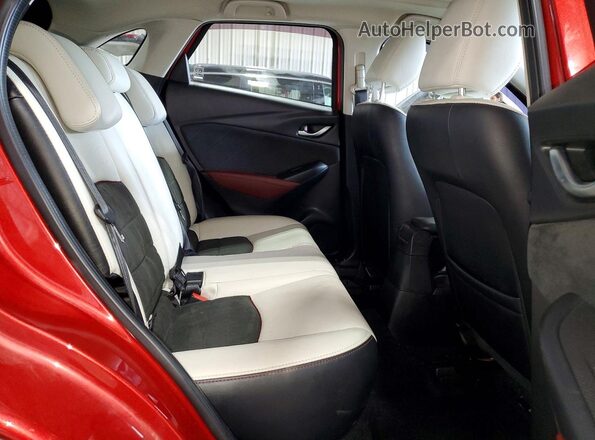 JM1DKBD72G0120570 2016 MAZDA CX-3 Red Widok tylnych siedzeń