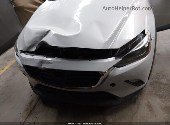 JM1DKDB74L1465327 2020 MAZDA CX-3 Gray Widok z przodu