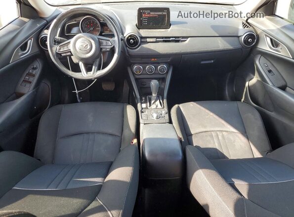 JM1DKDB74M1507691 2021 MAZDA CX-3 Silver წინა პანელის ხედი