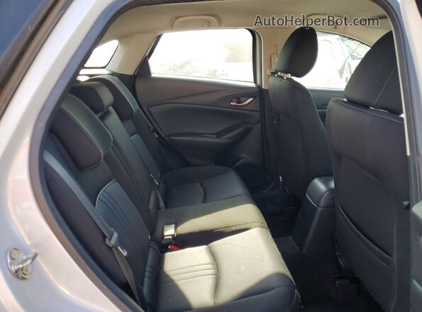 JM1DKDB74M1507691 2021 MAZDA CX-3 Silver უკანა სალონის ხედი