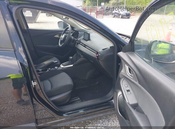 JM1DKDB79J0329665 2018 MAZDA CX-3 Gray წინა სალონის ხედი