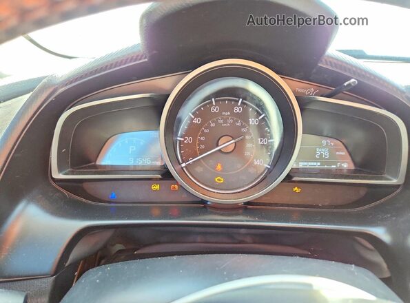JM1DKDC71J1329443 2018 MAZDA CX-3 White Вид щитка приладів