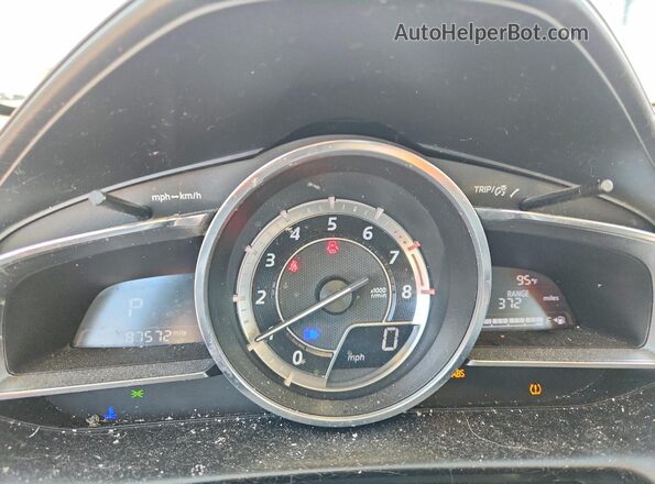 JM1DKDD78H0171505 2017 MAZDA CX-3 White ხელსაწყოთა პანელის ხედი