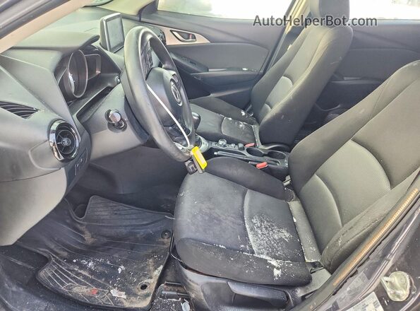 JM1DKFB75H0154949 2017 MAZDA CX-3 Gray Widok wnętrza z przodu