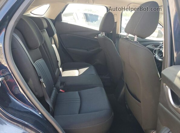 JM1DKFB76K0432460 2019 MAZDA CX-3 Blue Widok wnętrza z tyłu