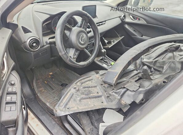 JM1DKFB77K1428296 2019 MAZDA CX-3 White Առջևի վահանակի տեսք