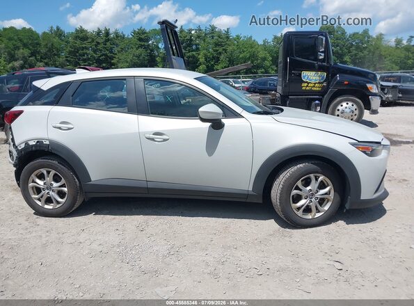 JM1DKFB79G0130829 2016 MAZDA CX-3 Белый Вид задней части салона
