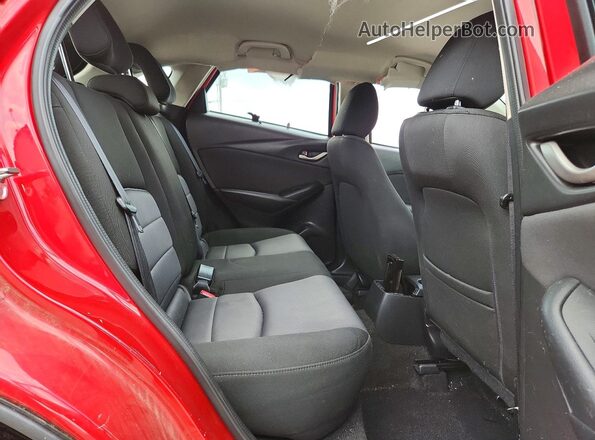 JM1DKFB79G0138722 2016 MAZDA CX-3 Red Widok tylnych siedzeń