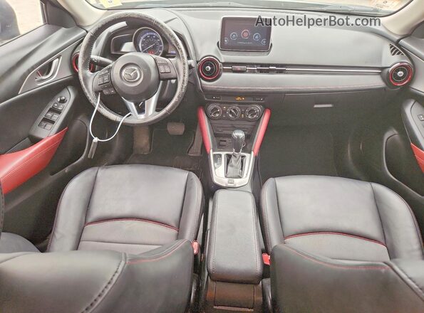 JM1DKFC74H0162040 2017 MAZDA CX-3 Синий Вид панели приборов
