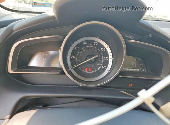 JM1DKFC76H0145076 2017 MAZDA CX-3 White Vista del cuadro de instrumentos