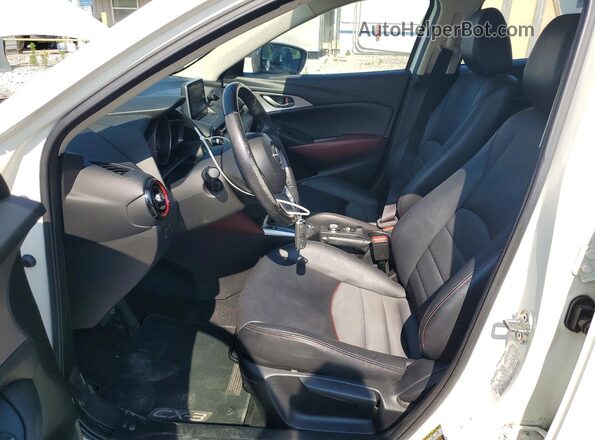 JM1DKFC76H0145076 2017 MAZDA CX-3 White Vista interior delantera