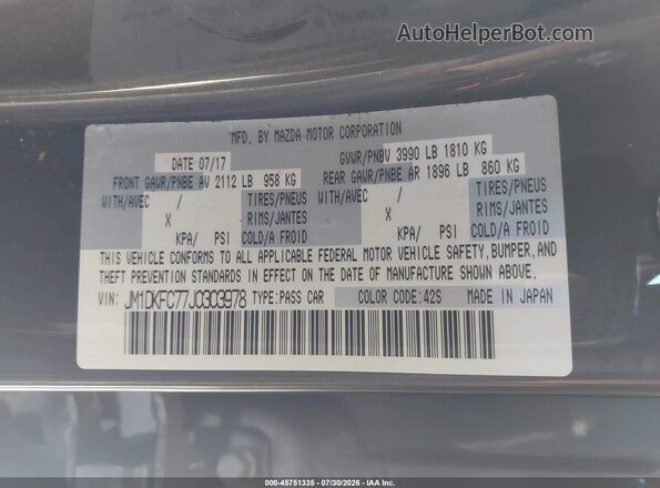 JM1DKFC77J0303978 2018 MAZDA CX-3 Gray Vista del compartimento del motor