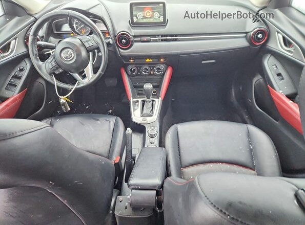 JM1DKFC7XG0127923 2016 MAZDA CX-3 Белый Вид панели приборов