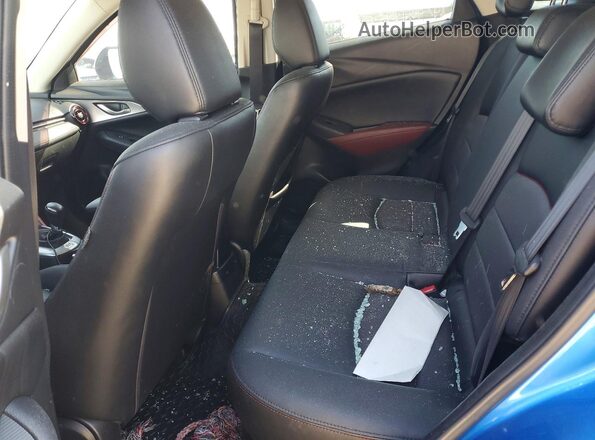 JM1DKFC7XG0129252 2016 MAZDA CX-3 Blue Widok tylnych siedzeń