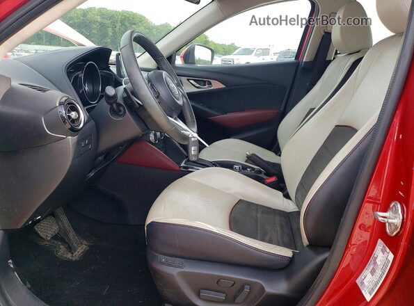 JM1DKFD77J0331164 2018 MAZDA CX-3 Red Front interior view