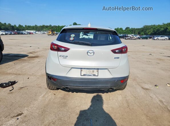 JM1DKFD78G0139258 2016 MAZDA CX-3 White Rear view
