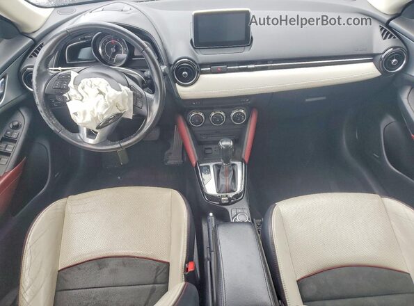 JM1DKFD79H0166230 2017 MAZDA CX-3 Белый Вид панели приборов