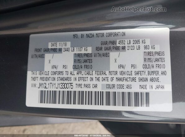 JM1GL1TY1J1330075 2018 MAZDA 6 Gray Vista del compartimento del motor