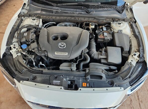 JM1GL1TY4J1301069 2018 MAZDA 6 White Вид задньої частини салону
